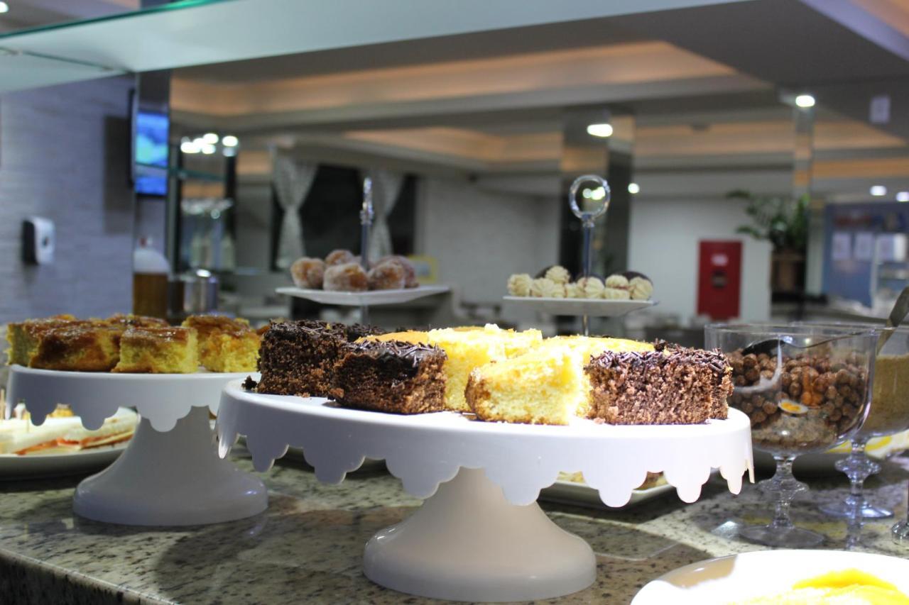 Aj Hotel Chapeco - Facil Acesso Patio Shopping E Rotula Da Bandeira Eksteriør billede