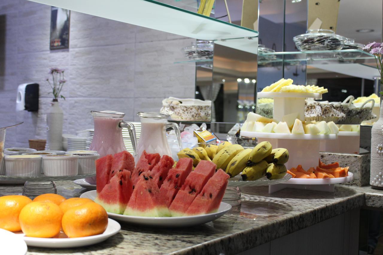 Aj Hotel Chapeco - Facil Acesso Patio Shopping E Rotula Da Bandeira Eksteriør billede