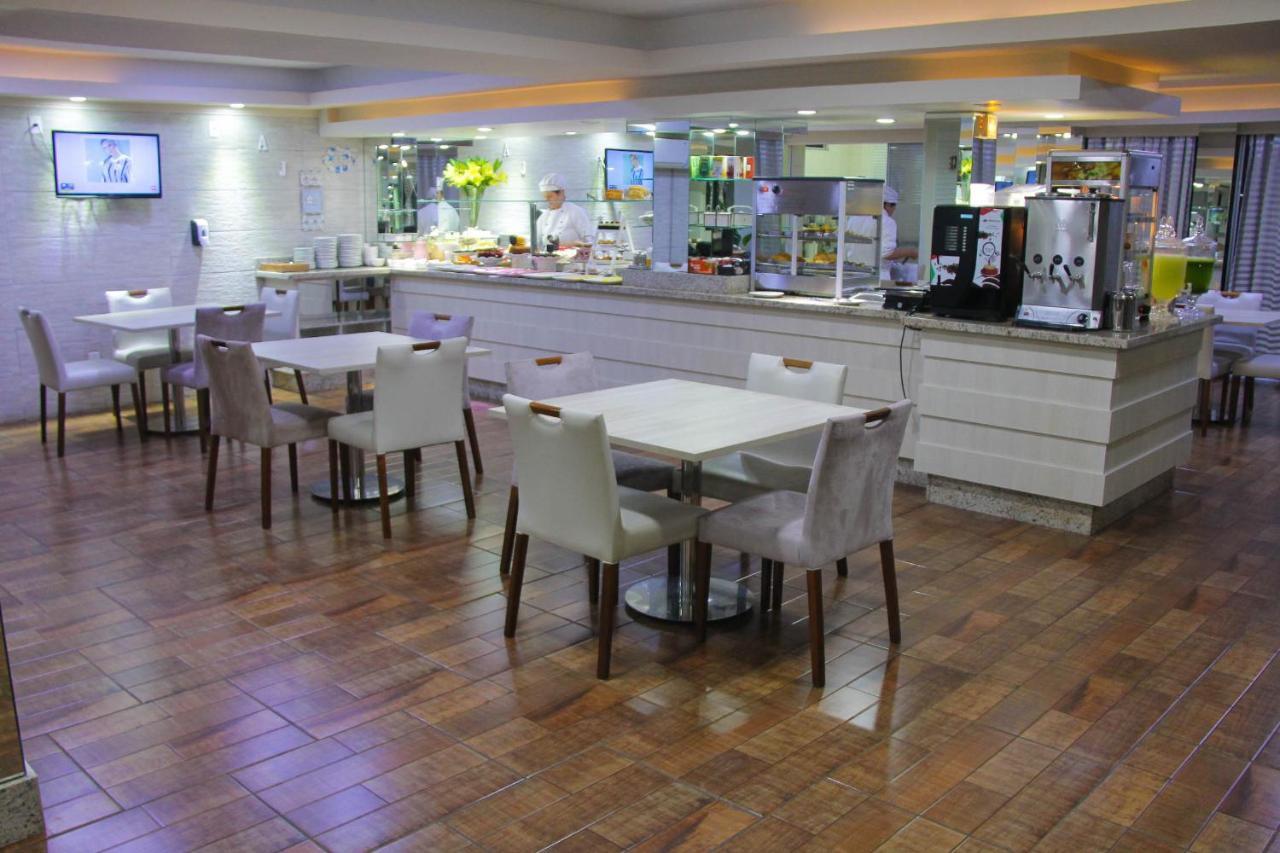 Aj Hotel Chapeco - Facil Acesso Patio Shopping E Rotula Da Bandeira Eksteriør billede
