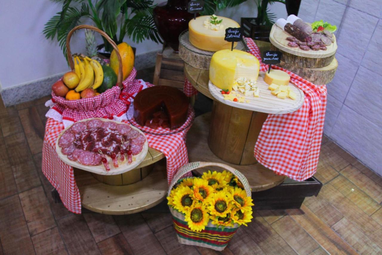 Aj Hotel Chapeco - Facil Acesso Patio Shopping E Rotula Da Bandeira Eksteriør billede